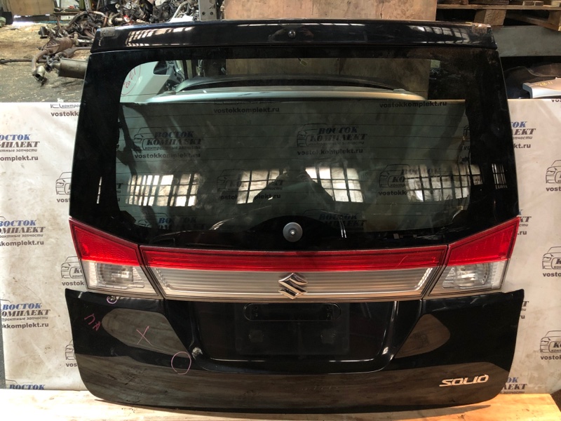 Дверь задняя багажника Suzuki Solio MA15S K12B зад