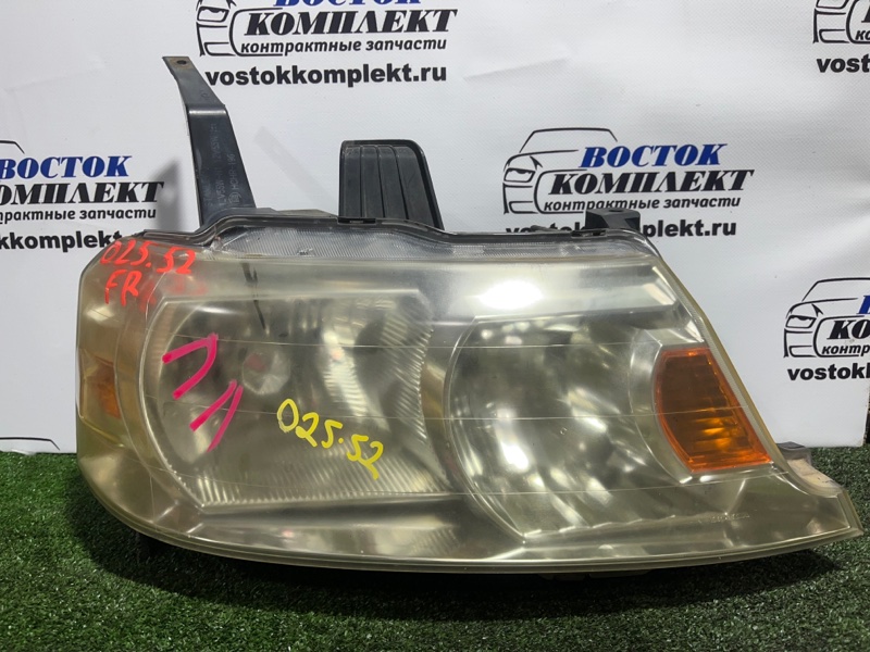 Фара Honda Stepwgn 2004 RF4 K20A перед прав