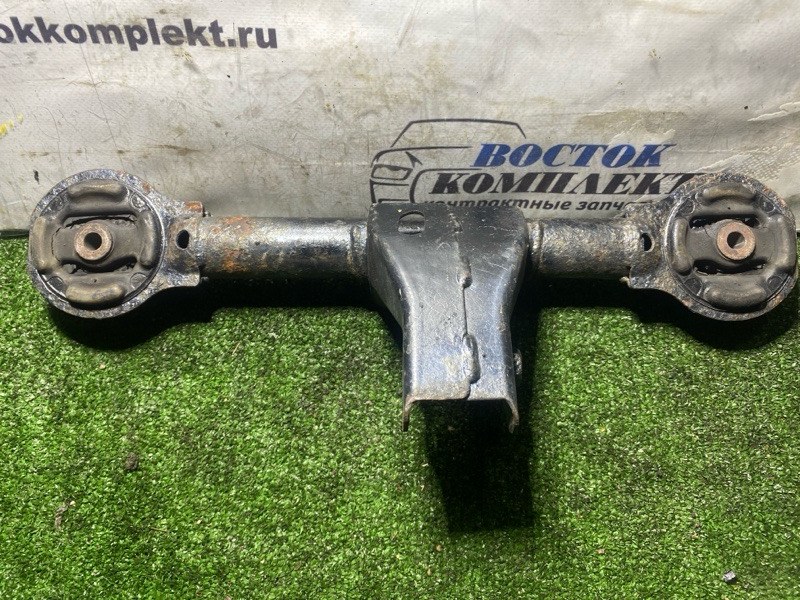 Подушка редуктора Honda Mobilio 2004 GB2 L15A