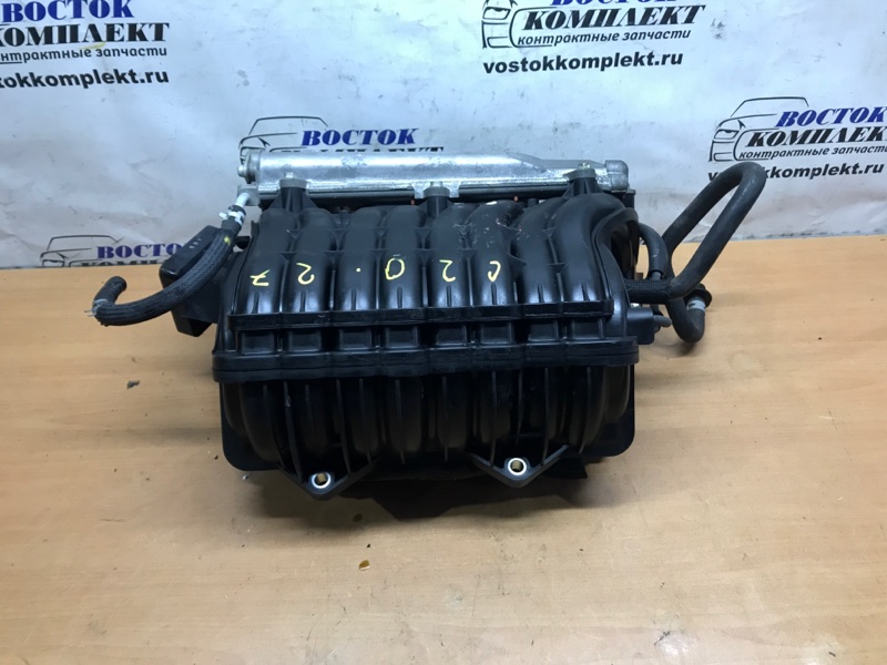 Коллектор впускной Toyota Voxy 2006 AZR60G 1AZ-FSE