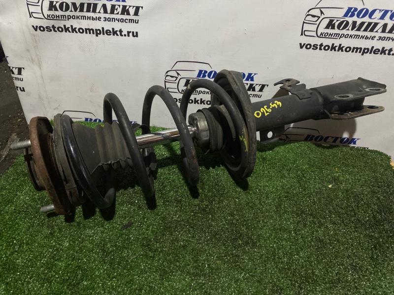 Стойка подвески Toyota Isis 2007 ANM15W 1AZ-FSE перед лев