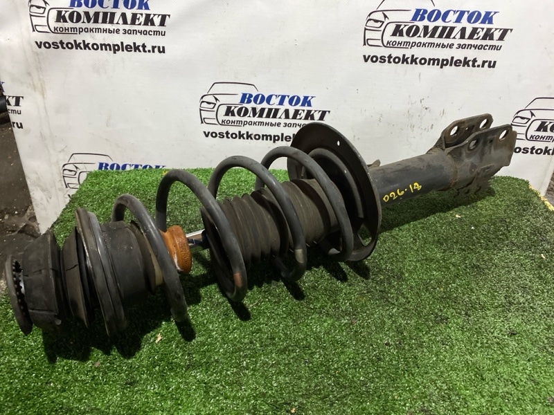 Стойка подвески Toyota Vitz 2007 SCP90 2SZ-FE перед прав