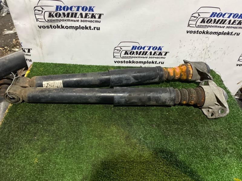 Амортизатор подвески Volkswagen Touran 2010 1T3 CAVC зад