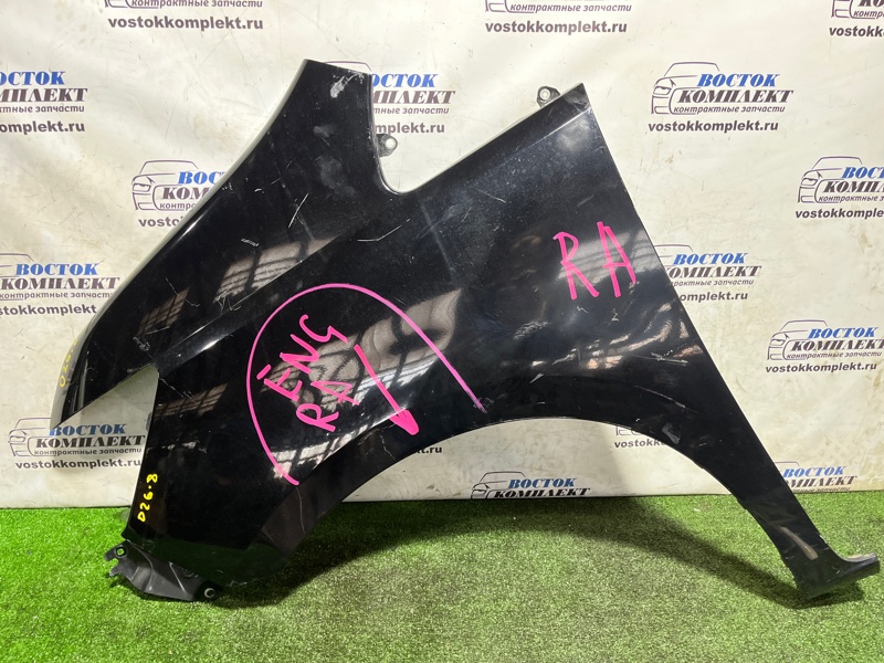 Крыло Nissan Serena 2010 C25 MR20DE перед лев