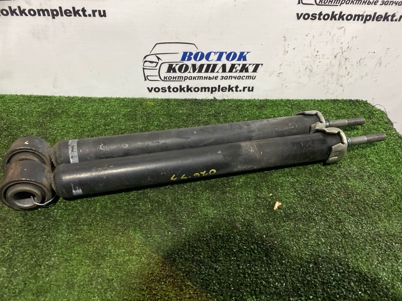 Амортизатор подвески Toyota Isis 2007 ANM15W 1AZ-FSE зад