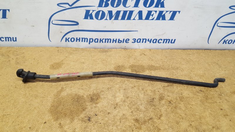 Упор капота Toyota Wish ANE10G 1AZ-FSE