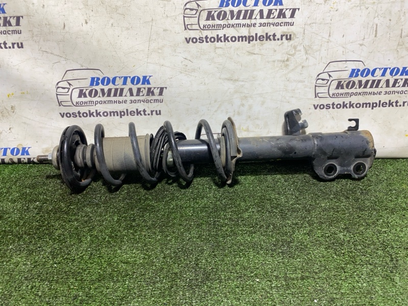 Стойка подвески Nissan March 2011 K13 HR12DE перед прав