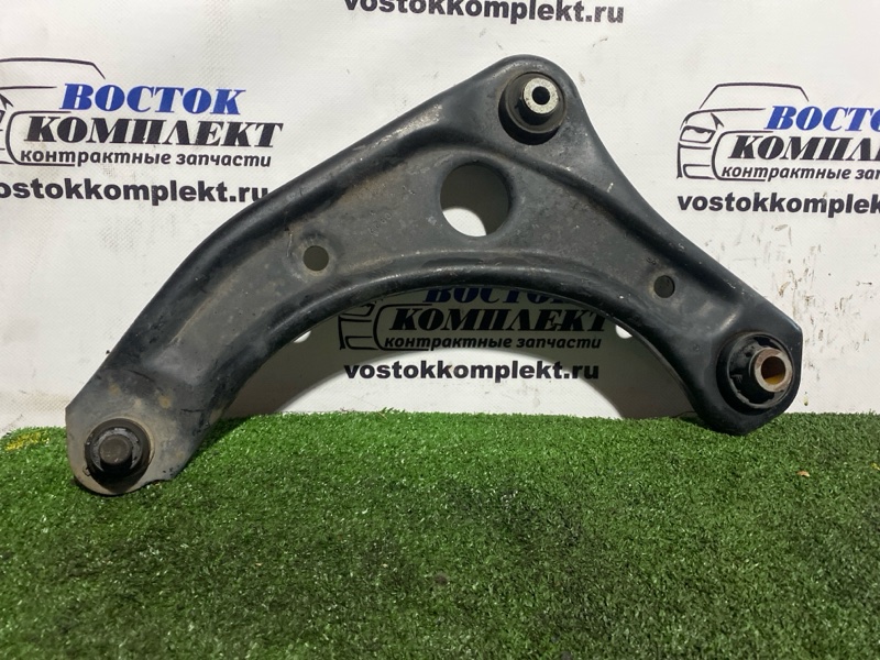 Рычаг подвески Nissan March 2010 K13 HR12DE перед лев