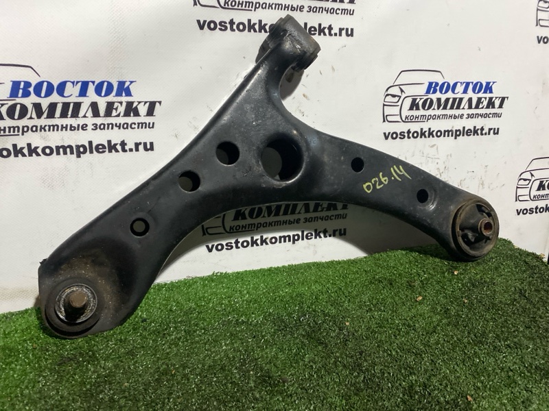 Рычаг подвески Toyota Voxy 2005 AZR60G 1AZ-FSE перед лев