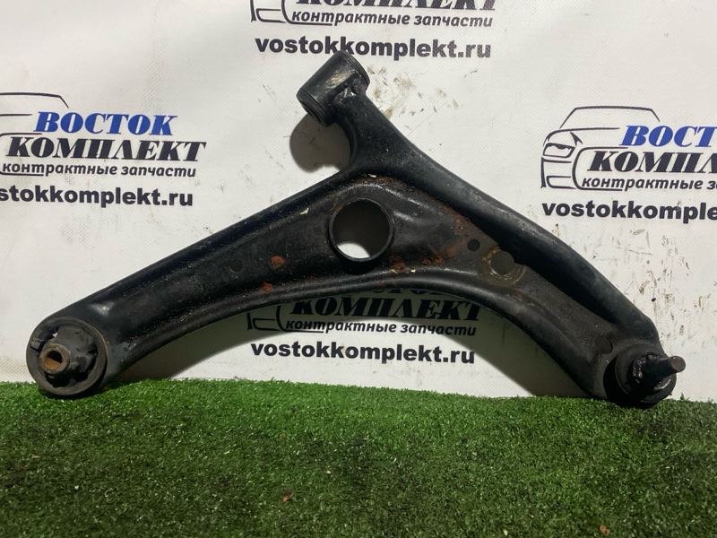 Рычаг подвески Toyota Funcargo NCP20 2NZ-FE перед прав