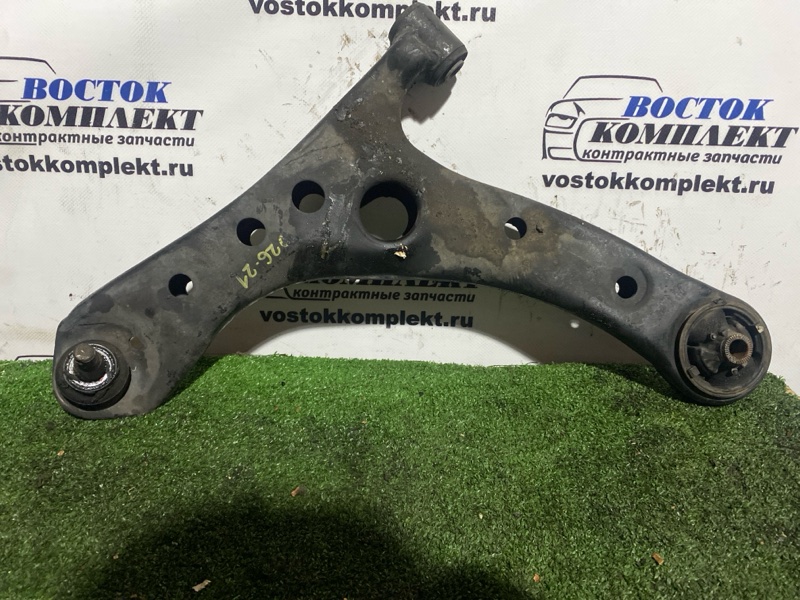 Рычаг подвески Toyota Voxy 2009 ZRR70W 3ZR-FE перед лев