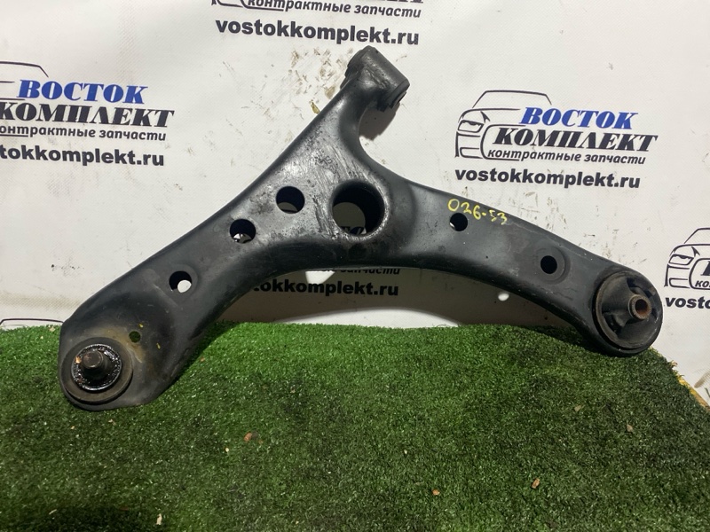 Рычаг подвески Toyota Isis 2007 ANM15W 1AZ-FSE перед лев