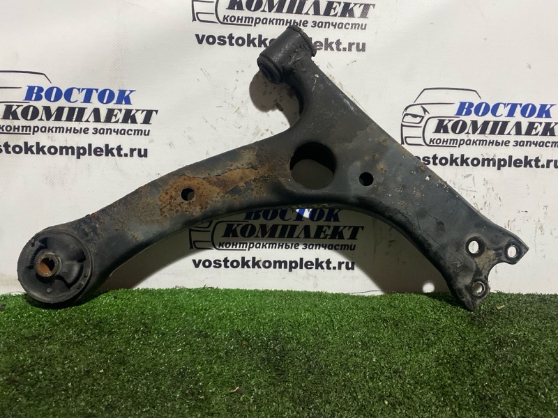 Рычаг подвески Toyota Avensis AZT250 1AZ-FSE перед прав