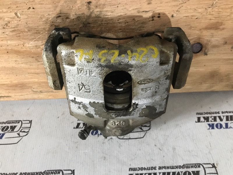 Суппорт Mazda Demio 2004 DY3W ZJ-VE перед лев