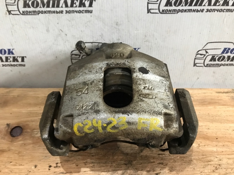 Суппорт Mazda Demio 2004 DY3W ZJ-VE перед прав