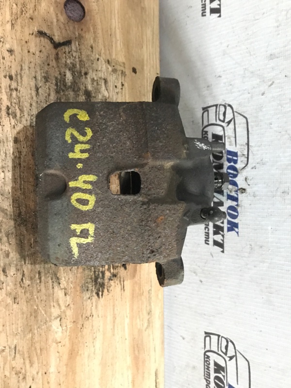 Суппорт Mitsubishi Colt 2006 Z21A 4A90 перед лев