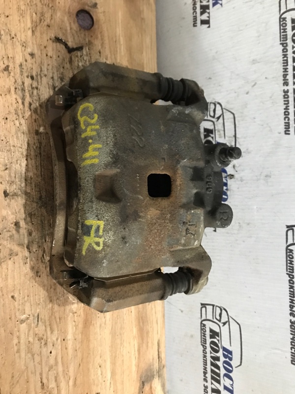 Суппорт Nissan Cube 2009 Z12 HR15DE перед прав