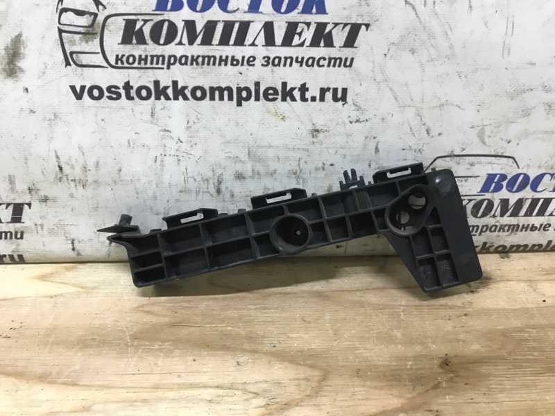 Клипса бампера Suzuki Solio MA15S K12B перед прав