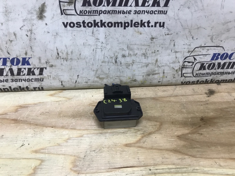 Реостат печки Mazda MPV 2001 LWEW FS