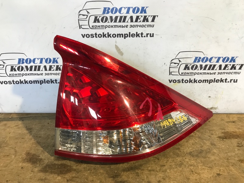 Фонарь стоп-сигнала Honda Insight ZE2 LDA прав