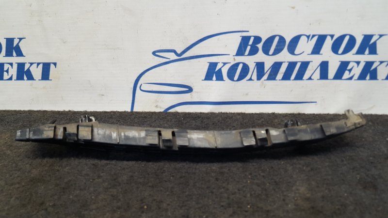 Клипса бампера Honda Fit GE6 L13A зад прав