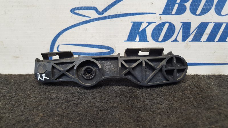 Клипса бампера Toyota Porte NNP15 зад прав