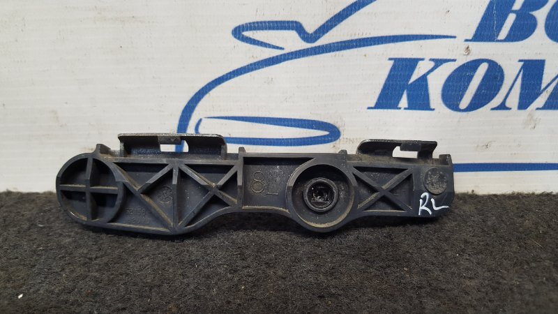 Клипса бампера Toyota Porte NNP15 зад лев