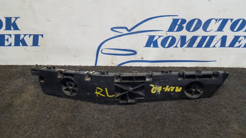 Клипса бампера Nissan Note E12 зад лев