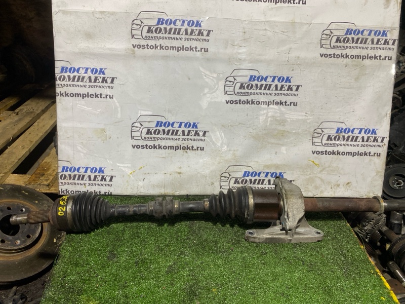 Привод Nissan Serena 2008 C25 MR20DE перед прав