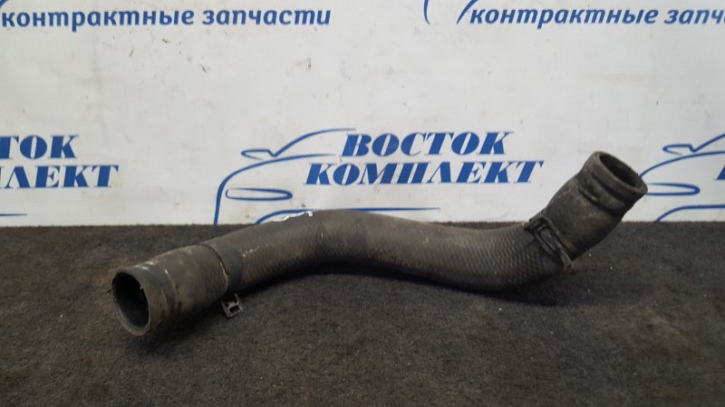 Патрубок системы охлаждения верхний Mazda Bongo SKP2M L8