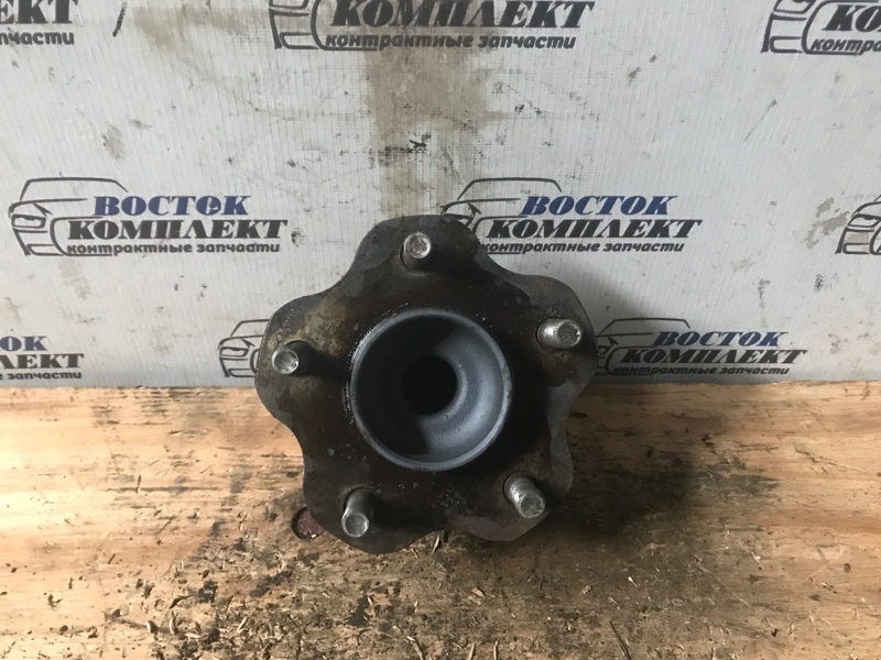 Ступица Nissan Presage 2005 TU31 QR25DE зад прав