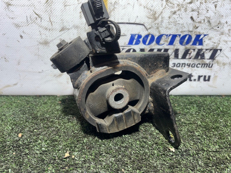 Подушка двигателя Toyota Isis 2006 ANM10W 1AZ-FSE лев