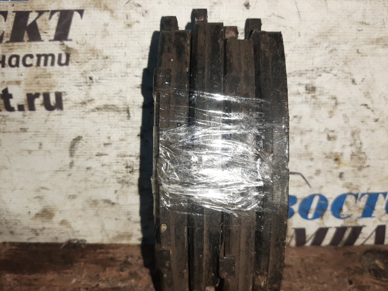 Колодки тормозные Mitsubishi Delica D:5 2008 CV5W 4B12 перед