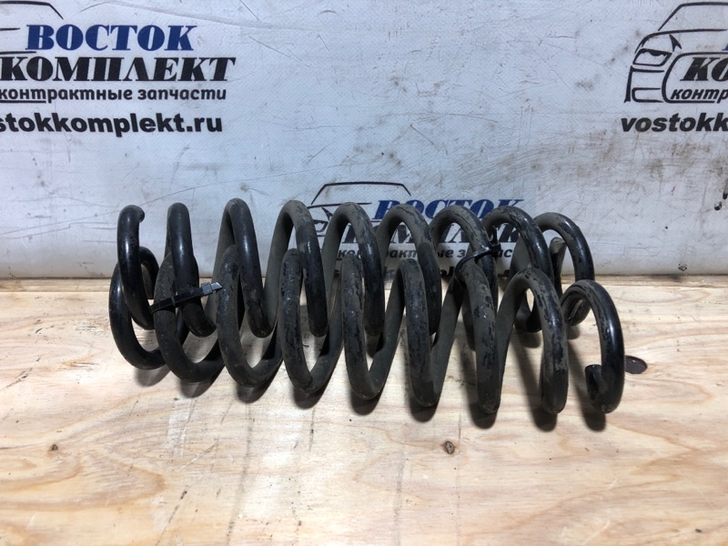 Пружина подвески BMW 320i 2006 E90 N46B20 зад