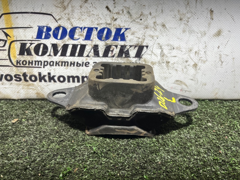 Подушка двигателя Nissan March 2010 K13 HR12DE лев