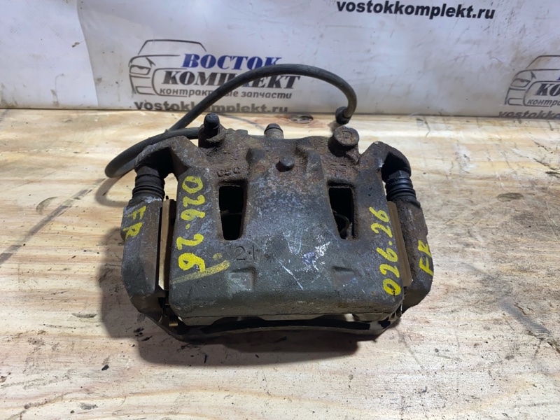 Суппорт Nissan Serena 2006 CNC25 MR20DE перед прав