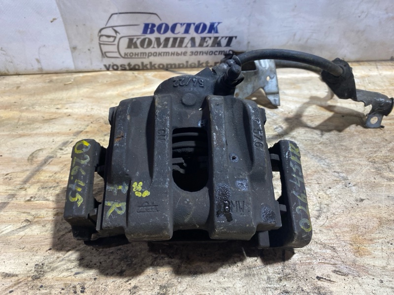 Суппорт BMW 320i 2006 E90 N46B20 перед прав