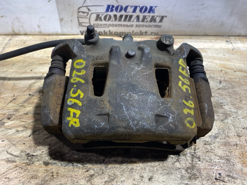 Суппорт Nissan Serena 2011 NC26 MR20DD перед прав