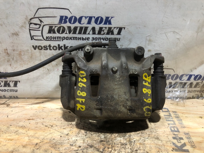 Суппорт Nissan Serena 2010 C25 MR20DE перед прав