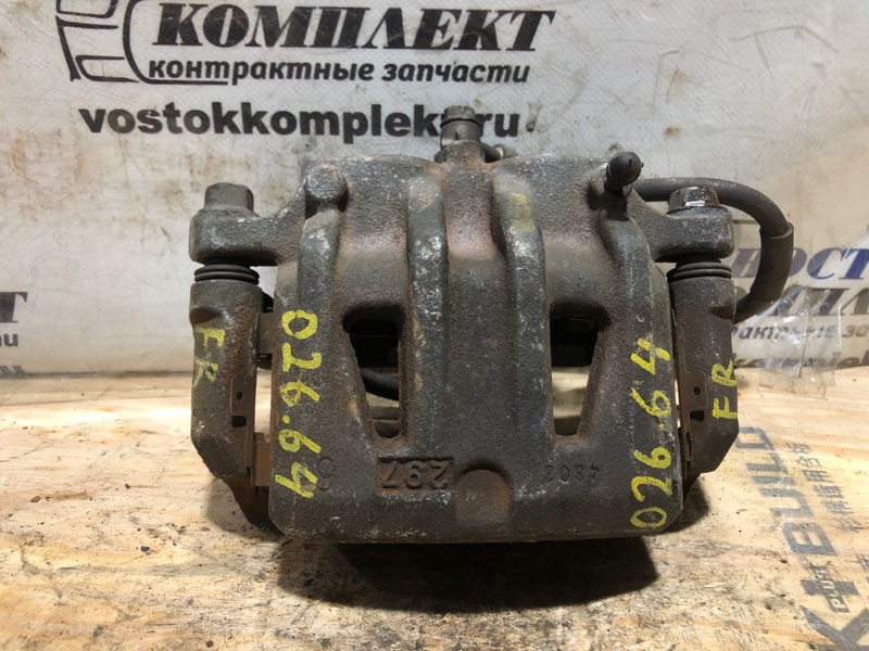 Суппорт Nissan Elgrand 2002 NE51 VQ35DE перед прав