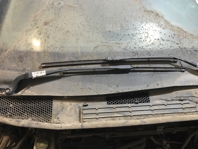 Дворник лобового стекла Mercedes-Benz A 170 2005 169.032 266.940 перед прав