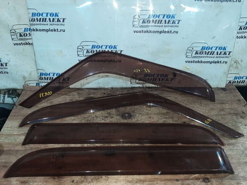 Ветровик Nissan Cube 2008 BZ11 CR14DE