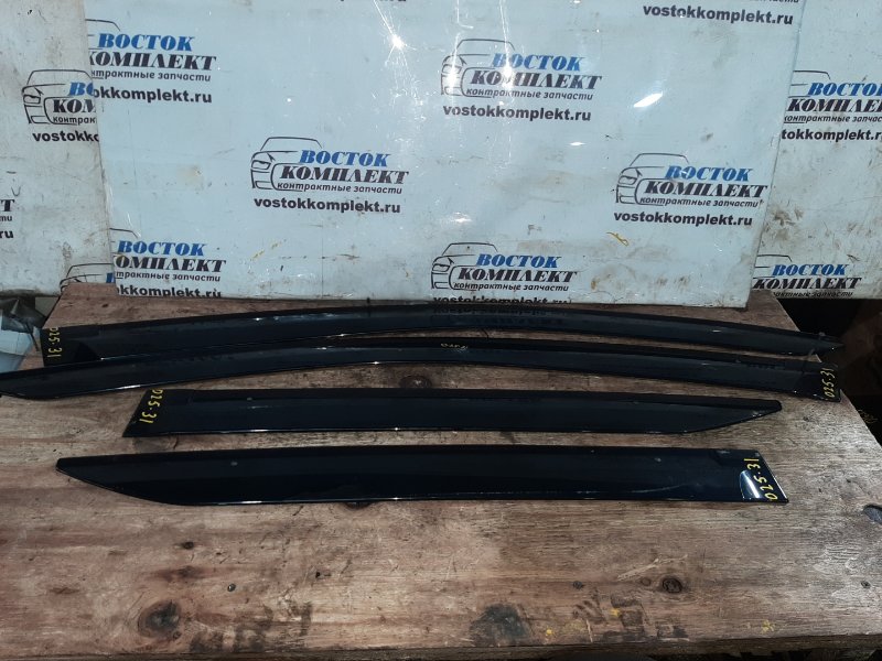 Ветровик Honda Insight ZE2 LDA