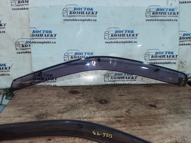 Ветровик Nissan Elgrand 2007 E51 VQ35DE перед лев