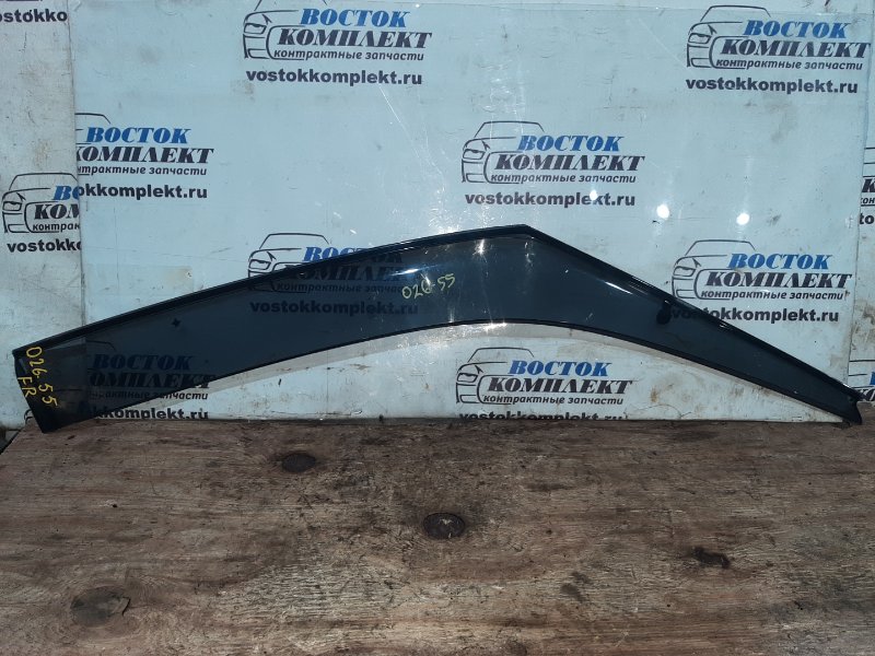 Ветровик Nissan Serena 2013 HFC26 MR20DD перед прав