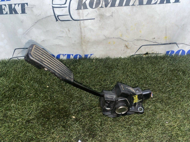 Педаль газа Honda Freed 2010 GB3 L15A