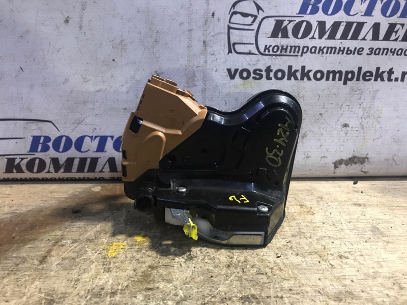 Замок дверной Suzuki Swift ZC83S K12C перед лев