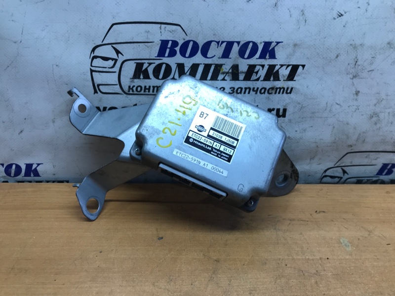 Блок управления КПП Nissan Tiida Latio 2009 SC11 HR15DE