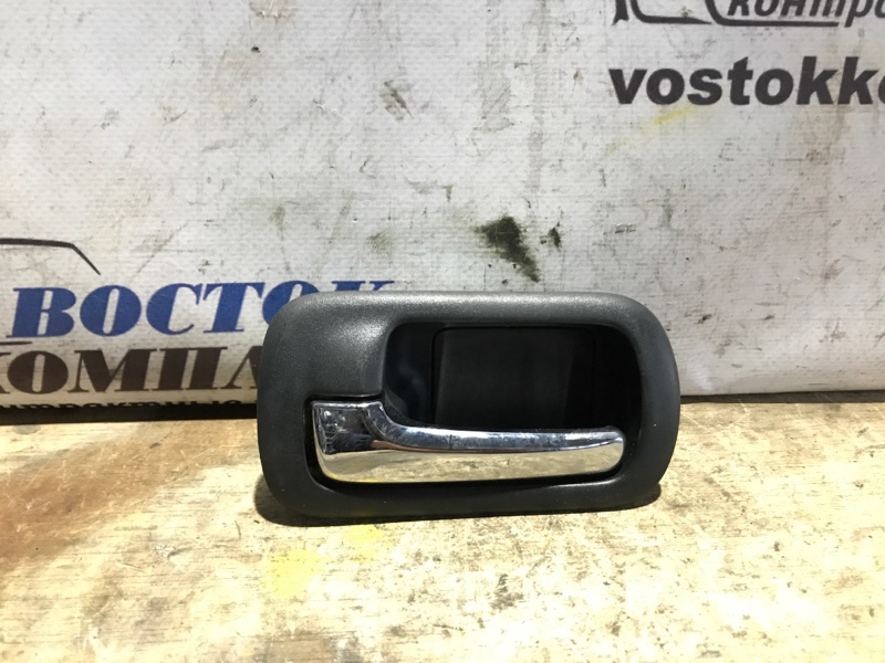 Ручка двери внутренняя Honda Stream RN3 K20A перед лев