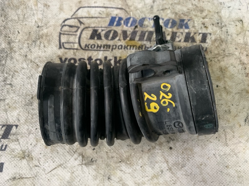 Патрубок воздушного фильтра Mazda Atenza GH5FS L5-VE